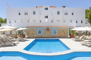 Apartamentos Los Arcos,Ibiza>>Cala Llenya,3 star