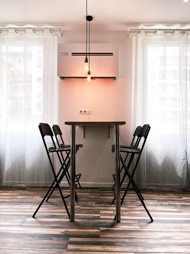 kyriad marseille blancarde timone