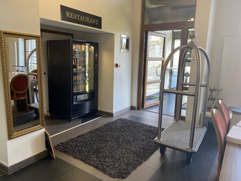 fly inn brussels airport