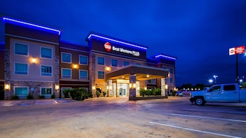 best western plus dilley inn and suites
