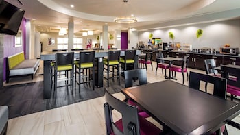 best western plus dilley inn and suites