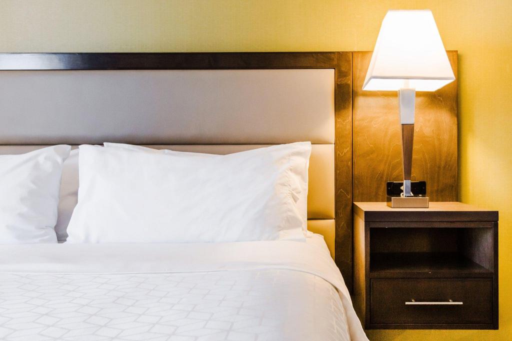 candlewood suites west edmonton mall area by ihg
