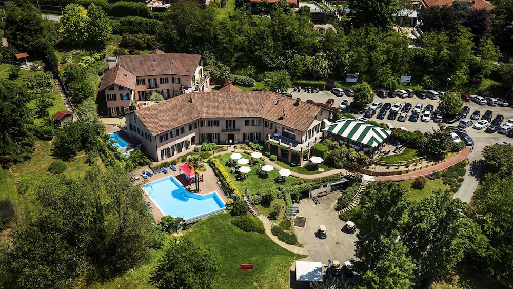 hostellerie du golf