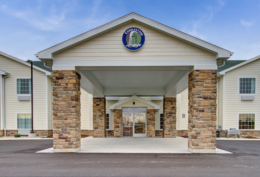 cobblestone hotel and suites pulaski green bay