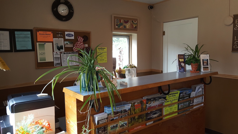 Trails End Motel,Montana>>Lewistown,2 star