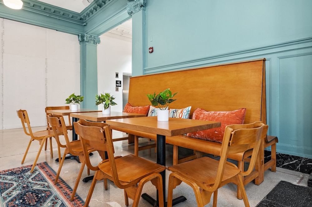 the maverick by kasa