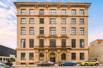 the maverick by kasa