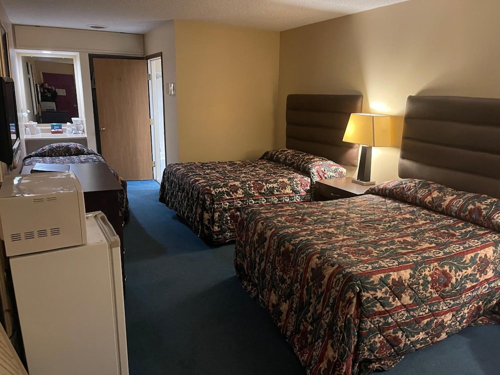 dollingers motor inn