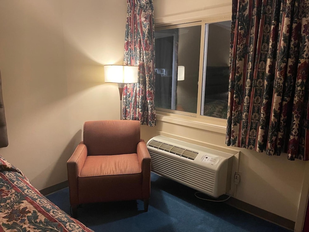 dollingers motor inn