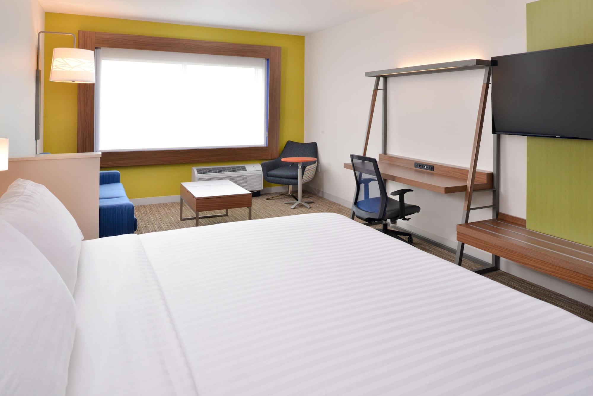 holiday inn express and suites madison by ihg