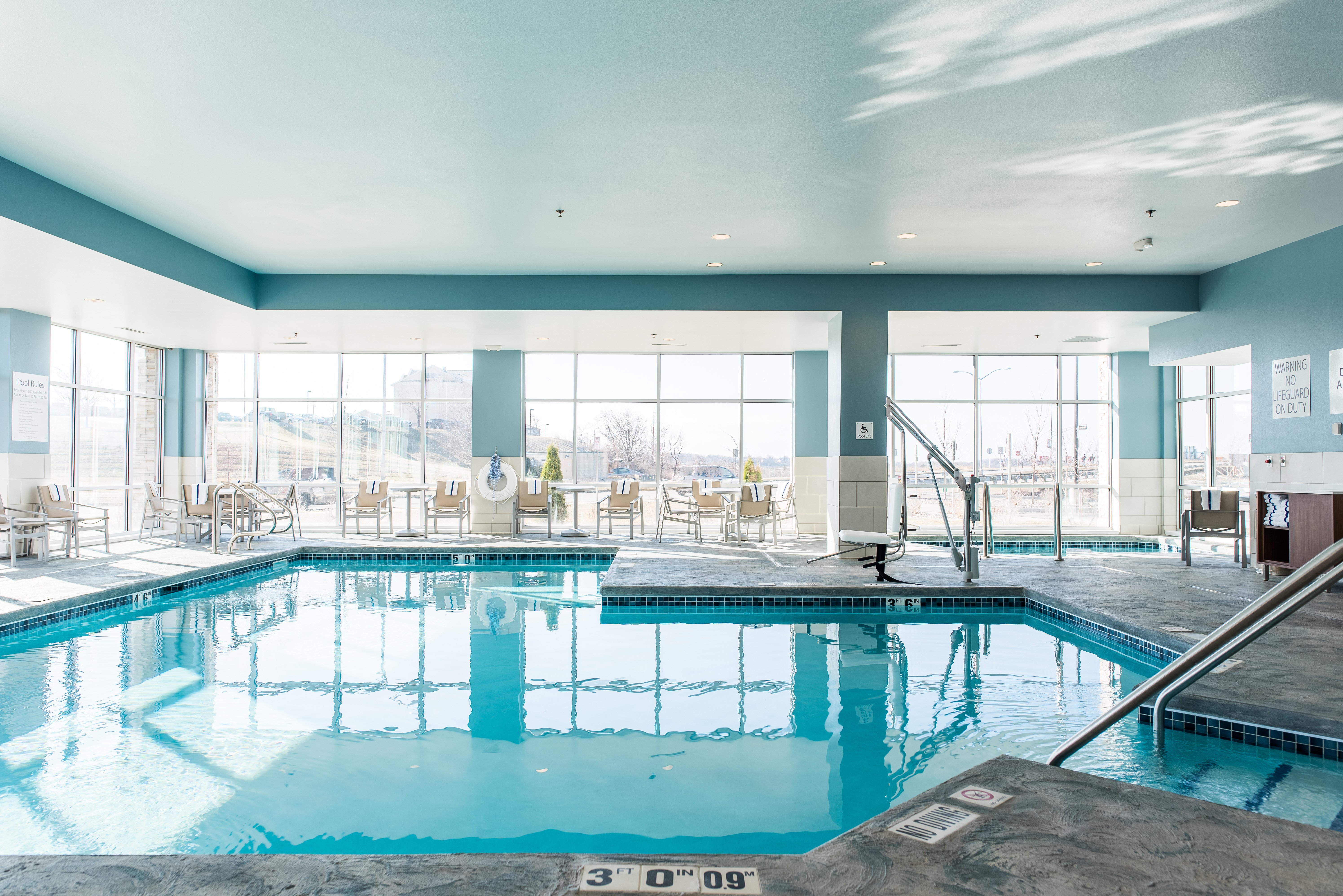 holiday inn express and suites madison by ihg