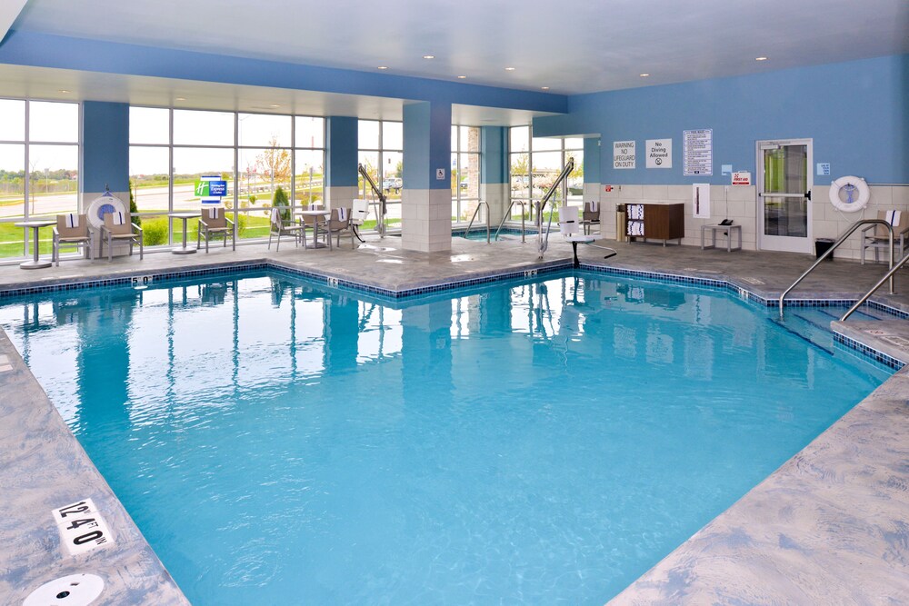 holiday inn express and suites madison by ihg