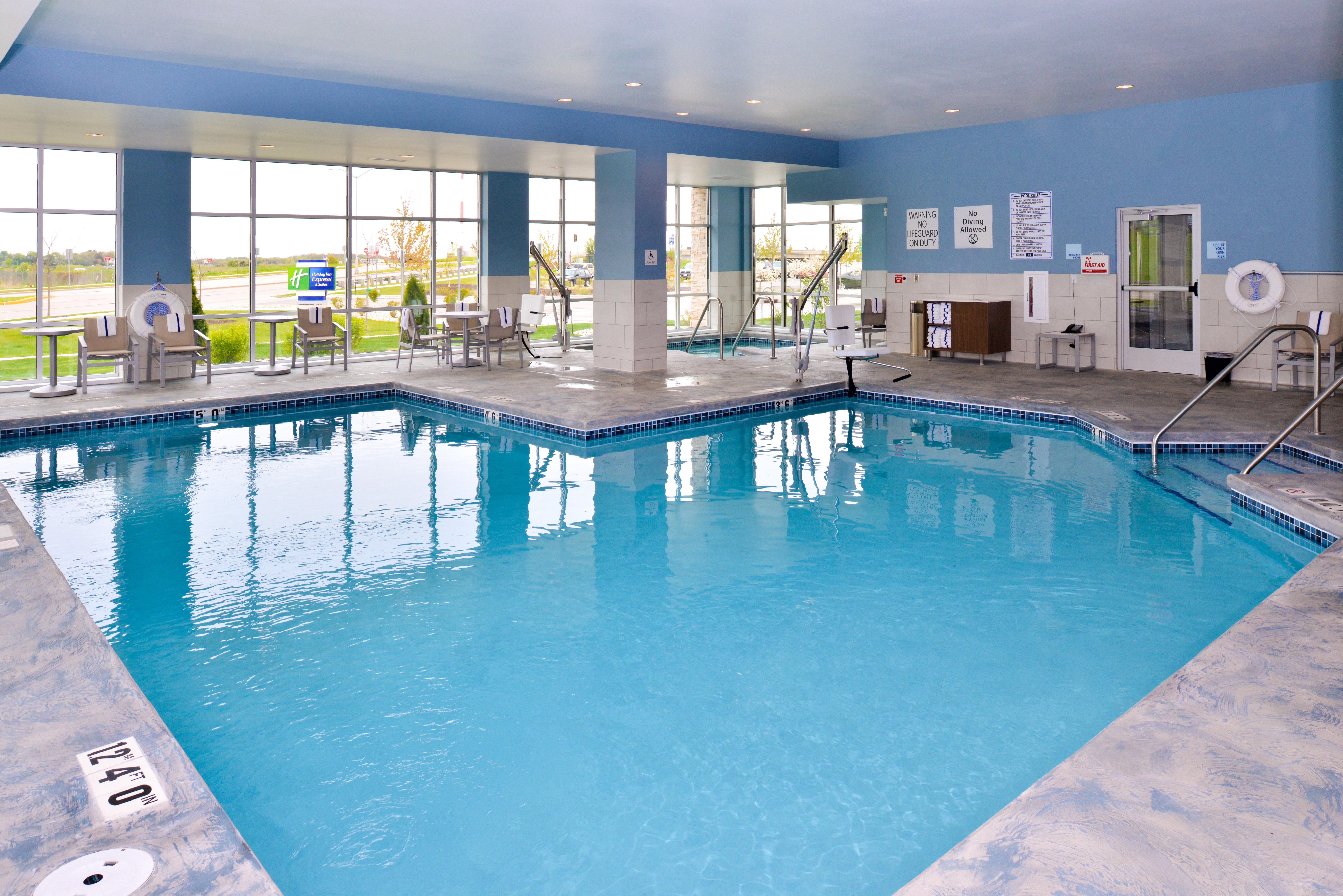 holiday inn express and suites madison by ihg