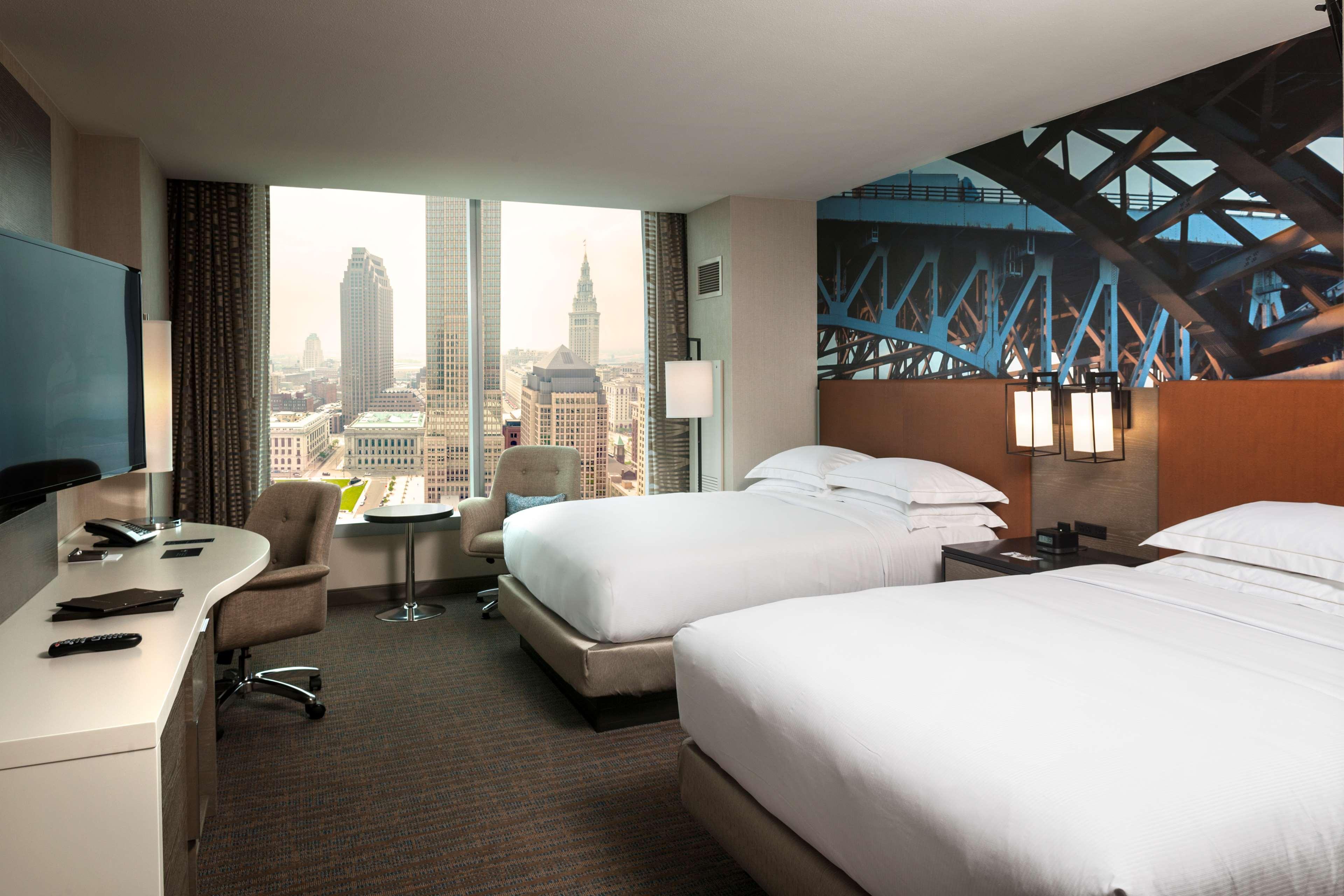 hilton cleveland downtown