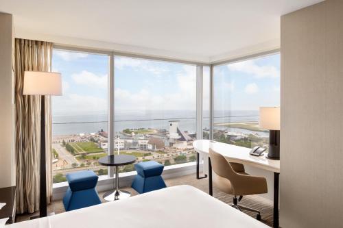 hilton cleveland downtown