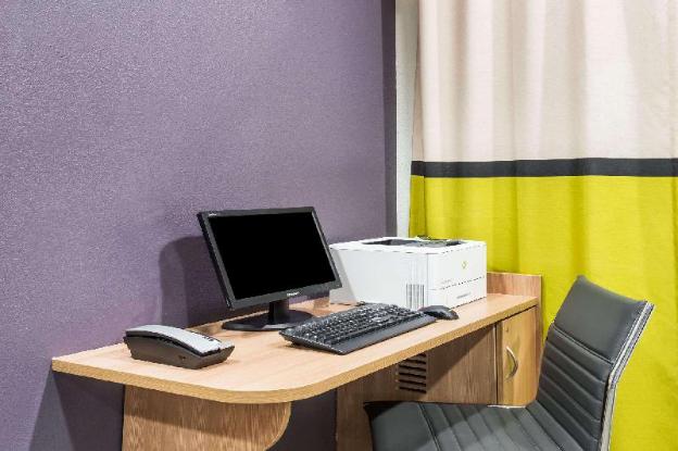 microtel inn and suites by wyndham beaver falls