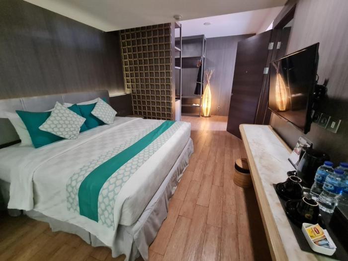 bedrock hotel