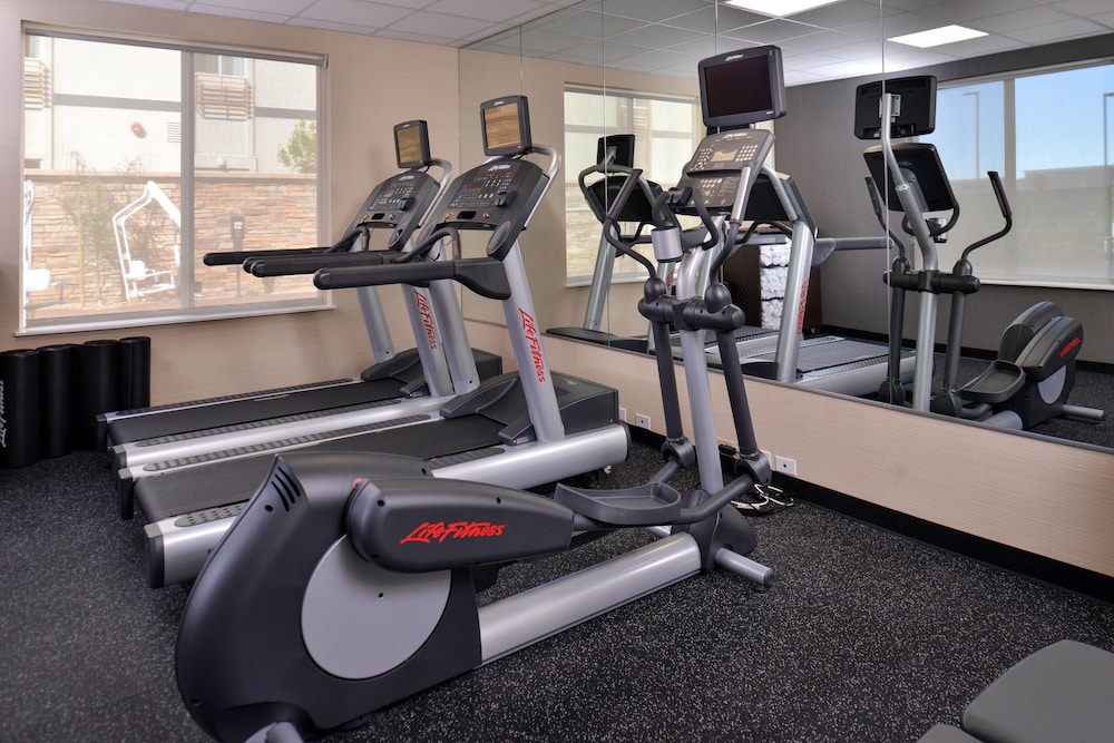fairfield inn and suites sacramento airport woodland