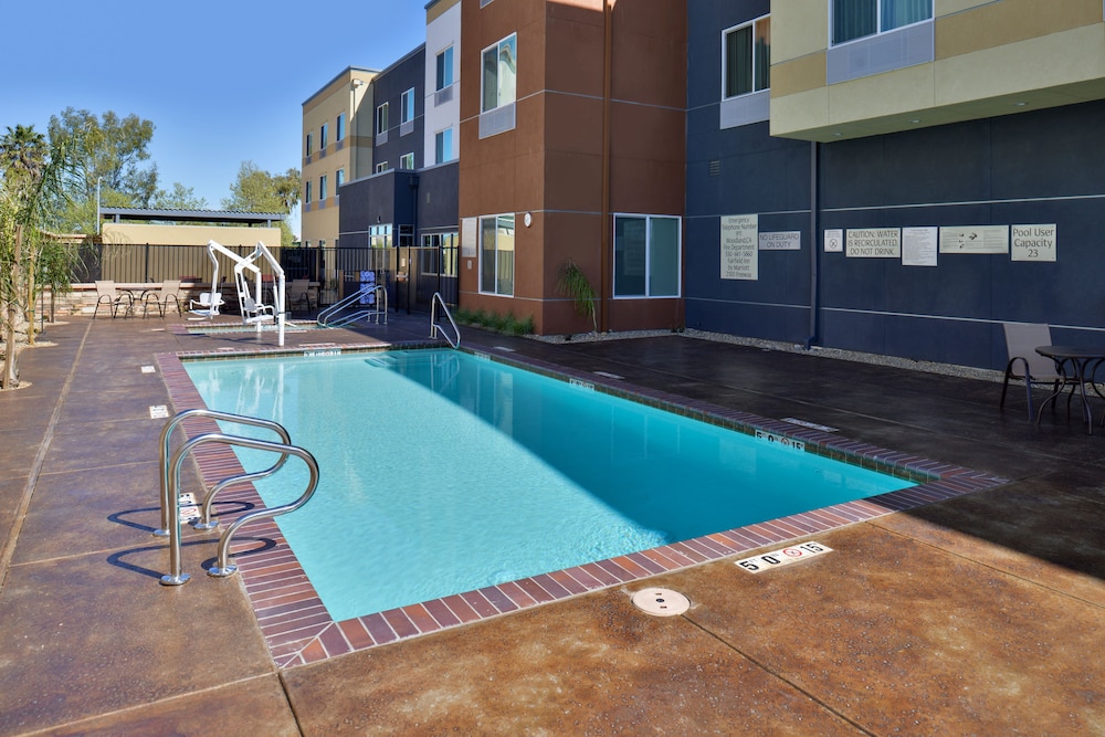 fairfield inn and suites sacramento airport woodland