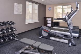 fairfield inn and suites sacramento airport woodland