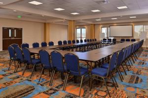 fairfield inn and suites sacramento airport woodland