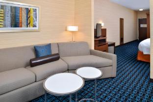 fairfield inn and suites sacramento airport woodland