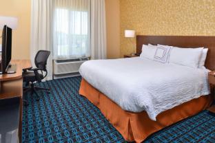 fairfield inn and suites sacramento airport woodland