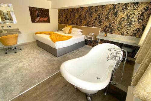 damons hotel