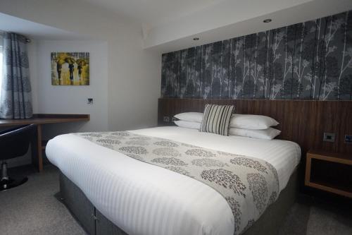 damons hotel