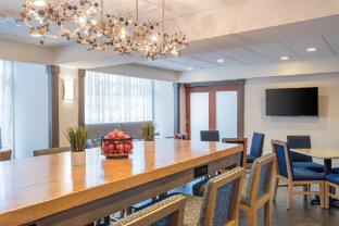 hampton inn akron south