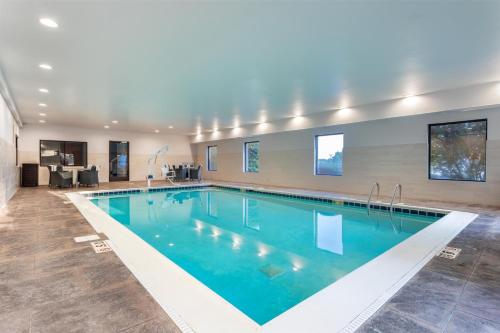 hampton inn akron south