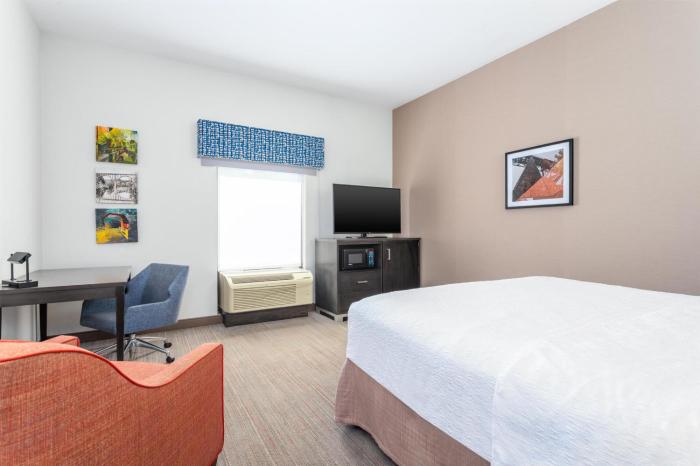 hampton inn akron south