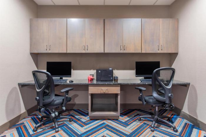 hampton inn akron south