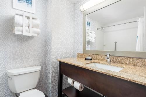 hampton inn akron south