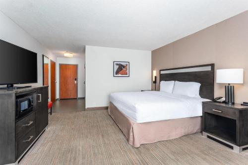 hampton inn akron south