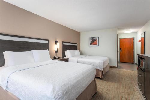 hampton inn akron south