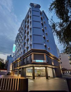 hotel 81 orchid