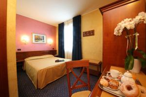 Hotel Abacus,Lombardy>>Castiglione Delle Stiviere,4 star