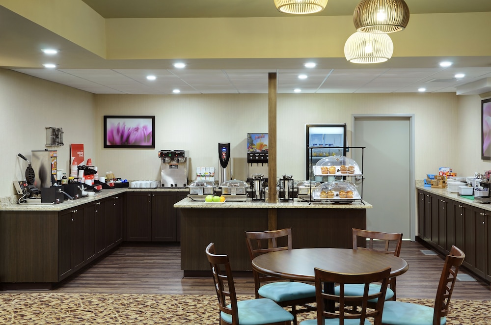 pomeroy inn and suites vermilion