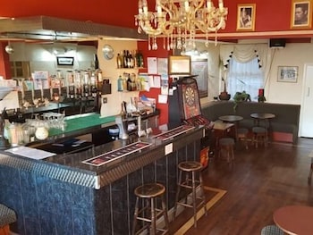 the hollingdales hotel