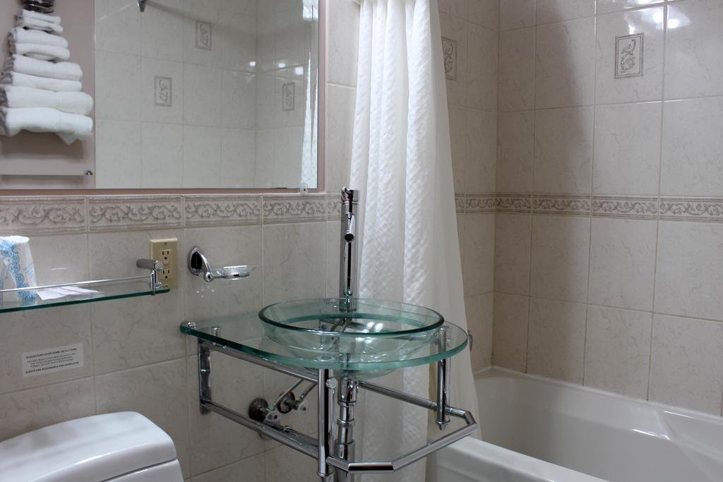 Travellers Inn Hanover,Hanover>>Chesley,2 star