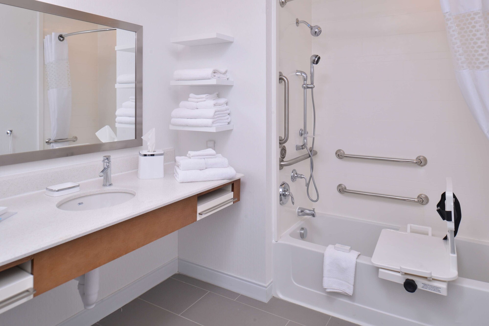 hampton inn and suites ames