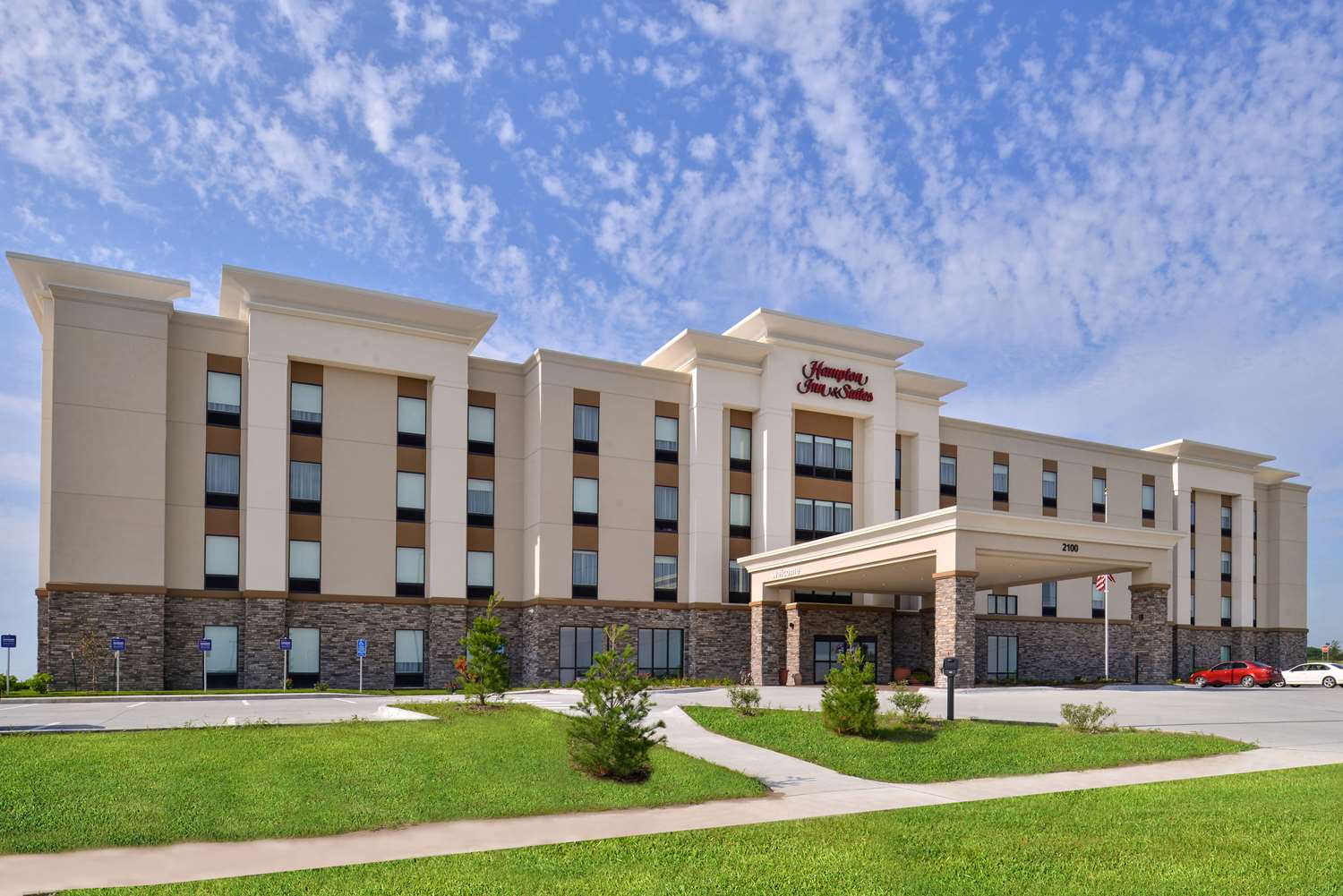 hampton inn and suites ames
