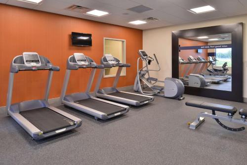 hampton inn and suites ames