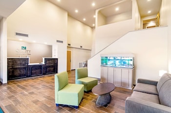 quality inn and suites near tanger outlet mall