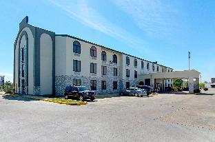 quality inn and suites near tanger outlet mall