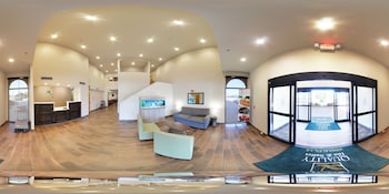 quality inn and suites near tanger outlet mall
