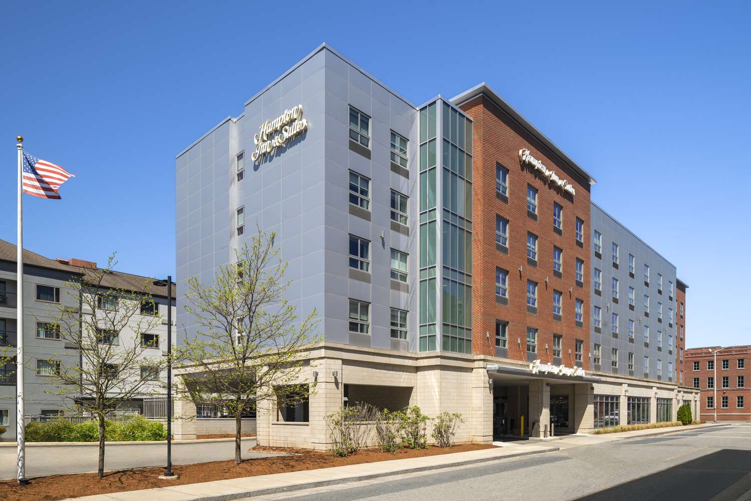 hampton inn and suites worcester