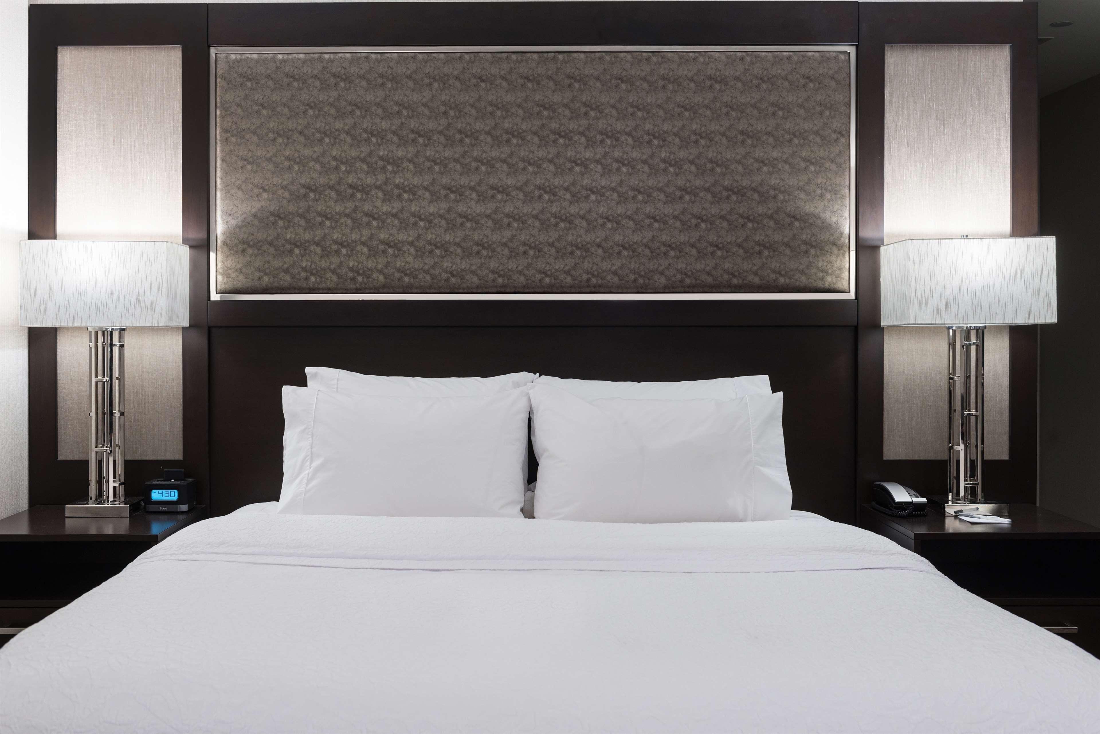 hampton inn and suites worcester