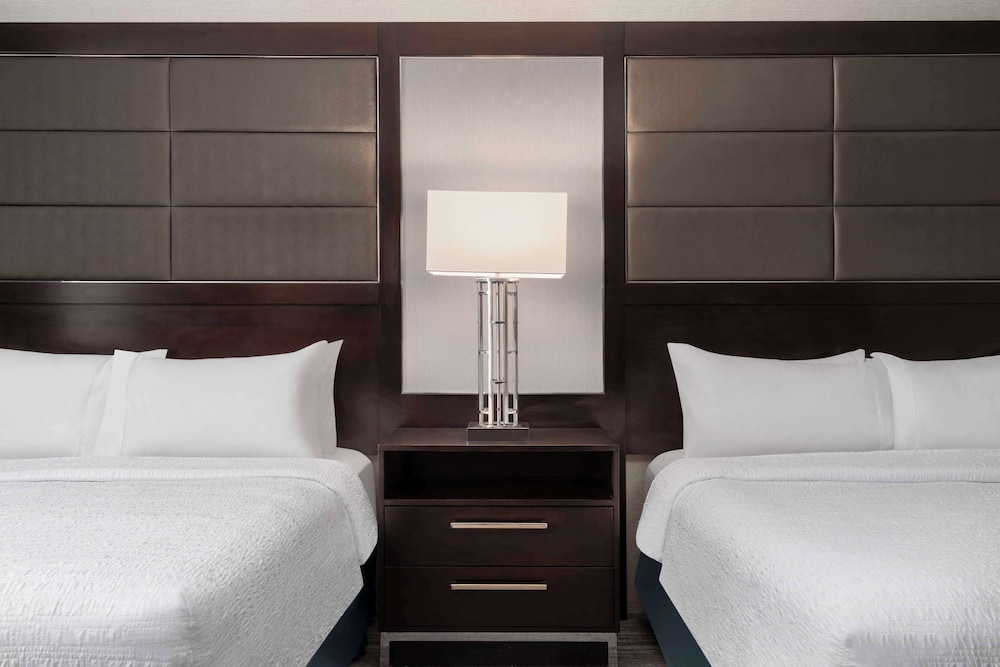 hampton inn and suites worcester